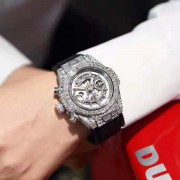  全新全套宇舶大爆炸 后镶T方钻 拳王梅威瑟同款 全新 HUBLOT 宇舶BIG BANG系列男表 附件：齐全 