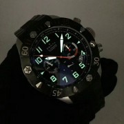 真力时 95新 男士自动机械  旋转倒计时牙圈  12小时计时，自产机芯，日历功能，夜光如炬，300米防水，表径46.5mm，原装橡胶带， 