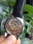 格拉苏蒂90-02-46-32-30 精钢材质 折叠扣四分三主板 手工雕花全自动90-02机芯  透底显示月相，日期显示，大日历。 直径40mm 厚12毫米  公价95000 ，全新全套好价出！