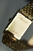 万国 18K黄金 自动机械表 万年历功能 表径40X22mm 腕周20厘米左右 可拆卸表节 表链也能从表耳拆卸 整表120克左右 收来是原始品 刚做完机芯外观保养