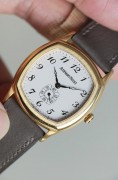 AP 爱彼 AUDEMARS PIGUET 18K黄金 手动机械表 教堂指针 宝玑字刻度 非常古典优雅  表径35X33mm不含把头不含表耳 AU750圣伯纳狗头印记 整表比较有分量