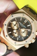 AP 爱彼 AUDEMARS PIGUET 皇家橡树，26331OR.OO.D821CR.01，19年大全套带票据，双表带。41毫米玫瑰金自动机械计时，原价320000，现货好价出