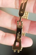 Cartier Tank 卡地亚坦克 石英女表 搭了原厂18K金珠表带 腕周15CM左右 可拆卸表节调节表带长度 表耳处也可以拆卸金带换皮带 做珠宝的来做金带不要太厉害