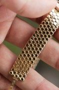 卡地亚 Cartier Trinity  18K玫瑰金  27mm表径  石英机芯  腕周160  圣伯纳狗头印记  贵金属表带非常灵活舒适有质感  表带可以从表头拆下来替换皮带  整表75克左右 原价估计20多万  现货好价出