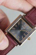 ​¥24500 伯爵 18K玫瑰金 手动机械 立体烫金字刻度 宝石把头 原始品95新以上 可以免费抛光到99新 可以送礼 原价十几万 现在好价出
