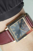 ​¥24500 伯爵 18K玫瑰金 手动机械 立体烫金字刻度 宝石把头 原始品95新以上 可以免费抛光到99新 可以送礼 原价十几万 现在好价出