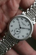 PP PATEK PHILIPPE 百达翡丽5022g  整表18k白金 圣伯纳狗头印记 2010年左右的款式 手动机械 宝玑字 宝玑针 表径33mm Cal.215机芯 腕周195mm以上 可以拆卸表节调节长度 有4节可以拆 表带为实心18K金很皮实又灵活舒适 制作很费工夫 链带表的巅峰作品 公价45万左右 款式稀缺 单表没附件 原始品95新以上 可以免费抛光到99.9新