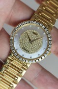 伯爵G0A09856  18k黄金 表径34mm 自动机械表  整表93克  表盘表盘原镶钻石  腕周190mm以内任意调节  原价50万左右 现在好价出