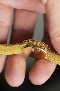 原钻 VC 江诗丹顿 Vacheron Constantin 手动机械表 27*21mm表径 18K黄金  原镶钻 腕周160mm 扣起来155mm 巴黎高定款 表壳表扣都有老鹰头750贵金属印记  原价100万以上 现在好价出