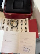 原始品全套附件 Cartier CPCP 卡地亚巴黎工作室系列W1540451 18K白金 26.5*38.5表径 外观接近Normale 机芯布局是这个系列里最具美感的 原始品拉丝犀利 壳型菱角分明 表带还是原厂原装 全套附件可遇不可求