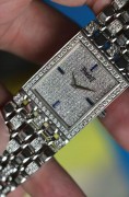 全套附件带发票 伯爵 满天星 手动机械表 18K白金 天然钻石 整表120多克  腕周20厘米 可以拆卸表节调节长度  带96年发票 保卡