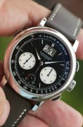 全套附件 原始品 朗格405.035 朗格大头 朗格萨克森系列 Datograph，41mm表径，铂金950材质，动储60小时，两眼计时，大日历窗日历，银白色两眼与黑盘形成完美撞色盘面，机芯设计错落有致，层峦叠嶂犹如一座微缩的城市，工价94万多，2017年原始品 全套附件 950铂金折叠扣