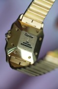 SANTOS DE CARTIER 卡地亚山度士2960  整表原钻  自动机械  大号 29X41mm表径  产于上世纪七十年代，钻刻鬼面，全18K金材质，腕周180mm，表节不够可以买，查码都对期，懂得来问，不多介绍。