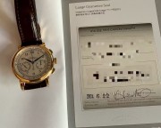 朗格1815系列414.032，24年全套附件，39.5mm表径，银白色盘面，18k玫瑰金材质，折叠表扣。搭载计时，飞返/逆跳功能，可以反着戴的手表，机芯精美绝伦，公价597000，现货好价！